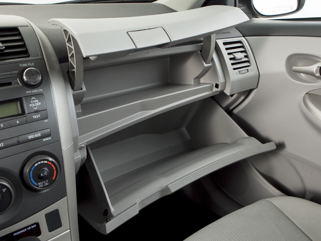 2011 Toyota Corolla 4dr Sdn Man L