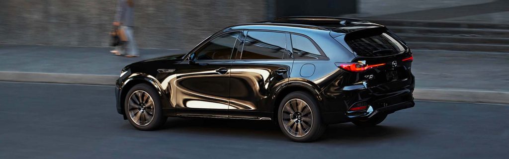 a 2025 Mazda CX-70