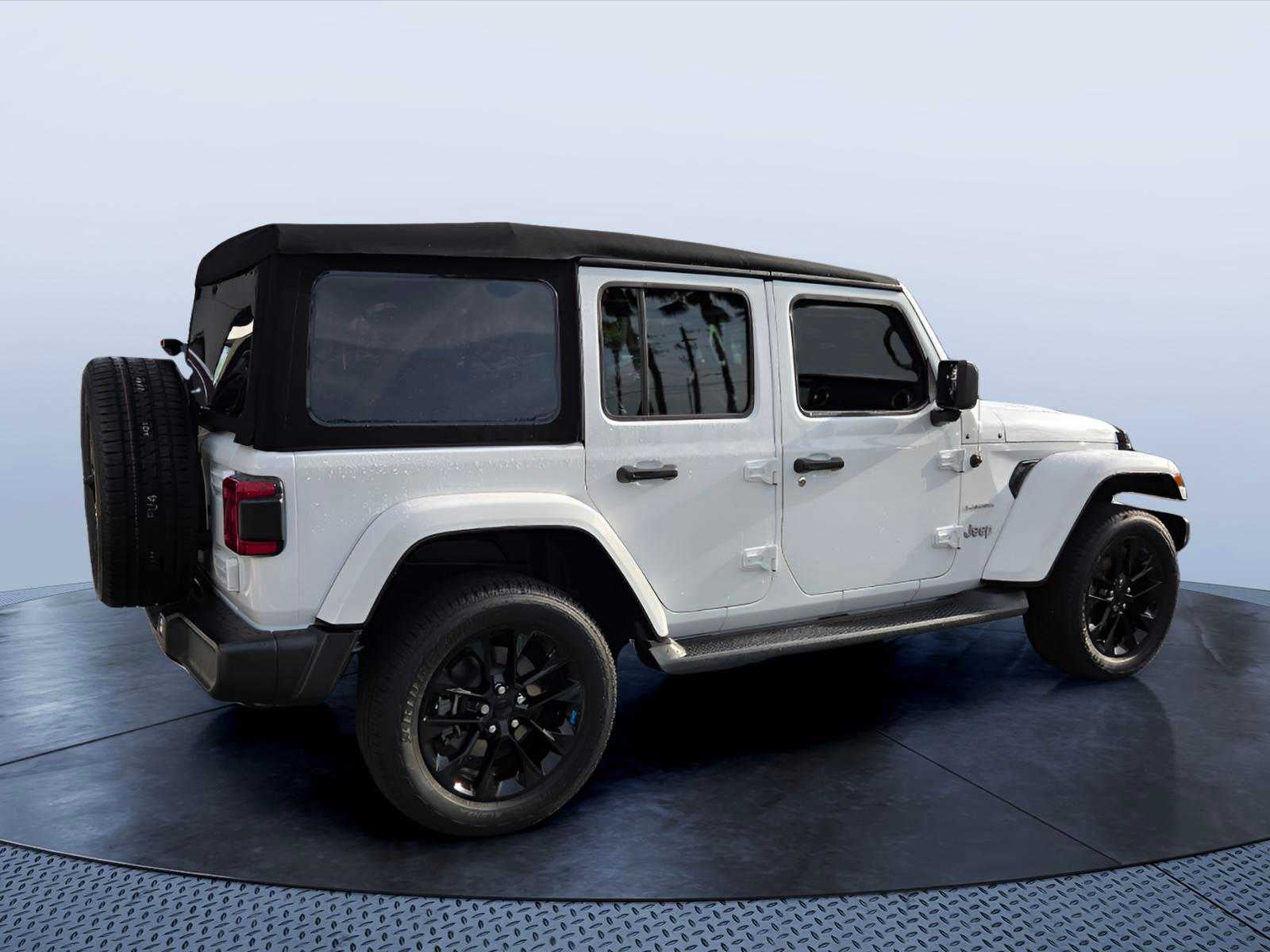 2023 Jeep Wrangler 4xe Sahara 4x4