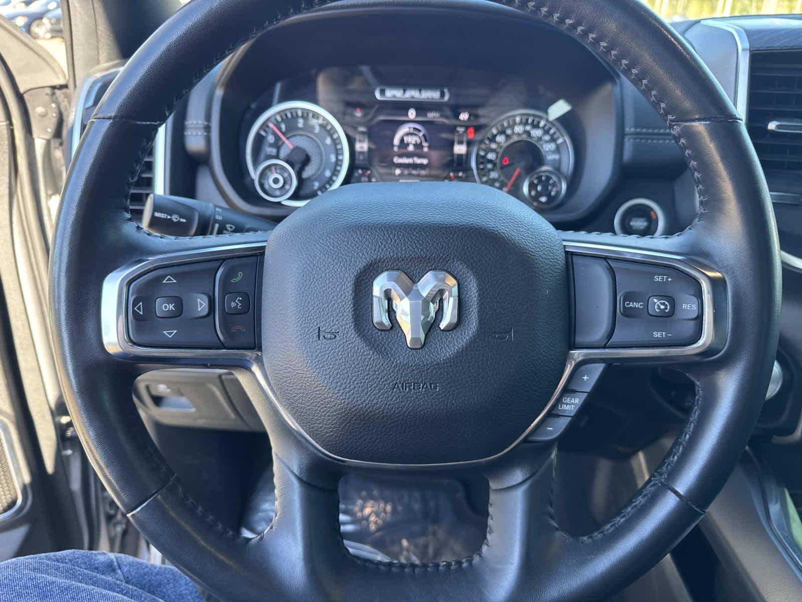 2024 RAM 1500 Laramie 4x2 Crew Cab 57 Box