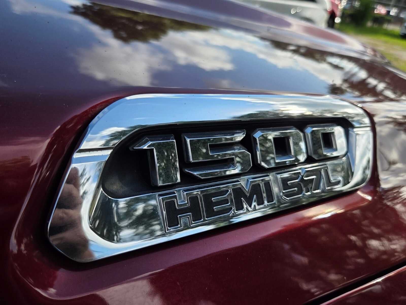 2019 RAM 1500 Big Horn/Lone Star 4x4 Crew Cab 57 Box