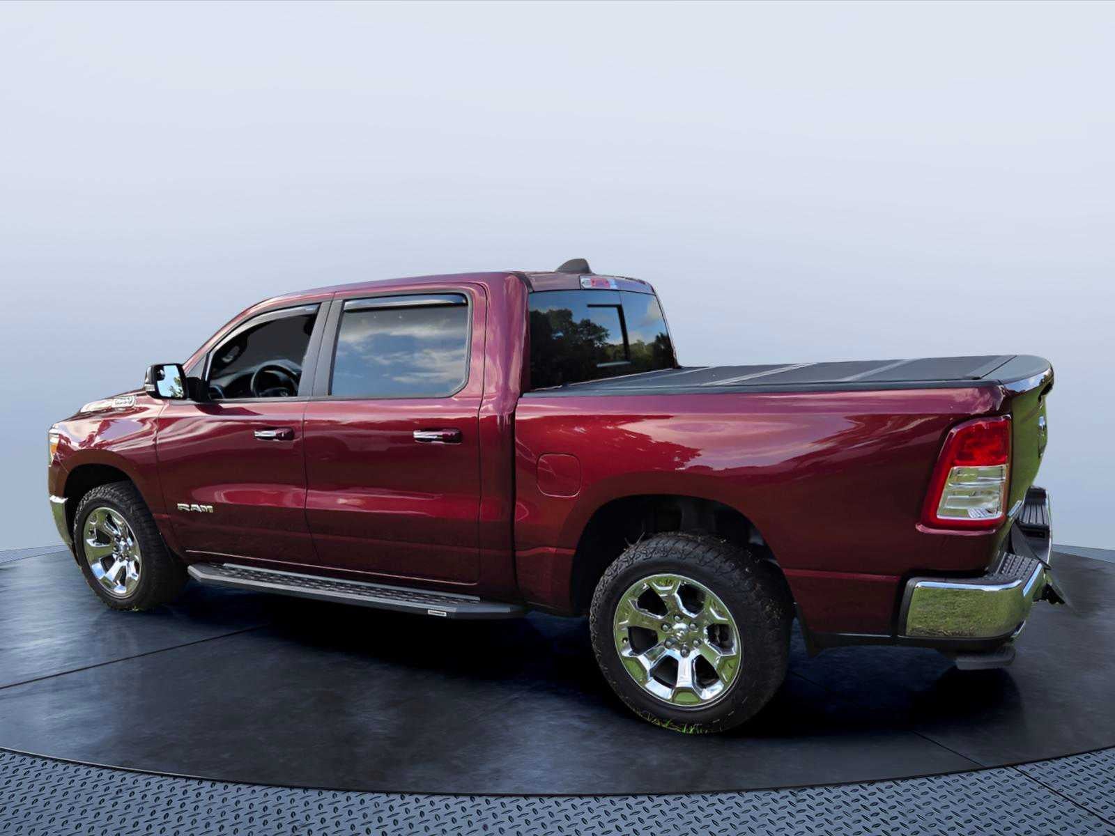 2019 RAM 1500 Big Horn/Lone Star 4x4 Crew Cab 57 Box