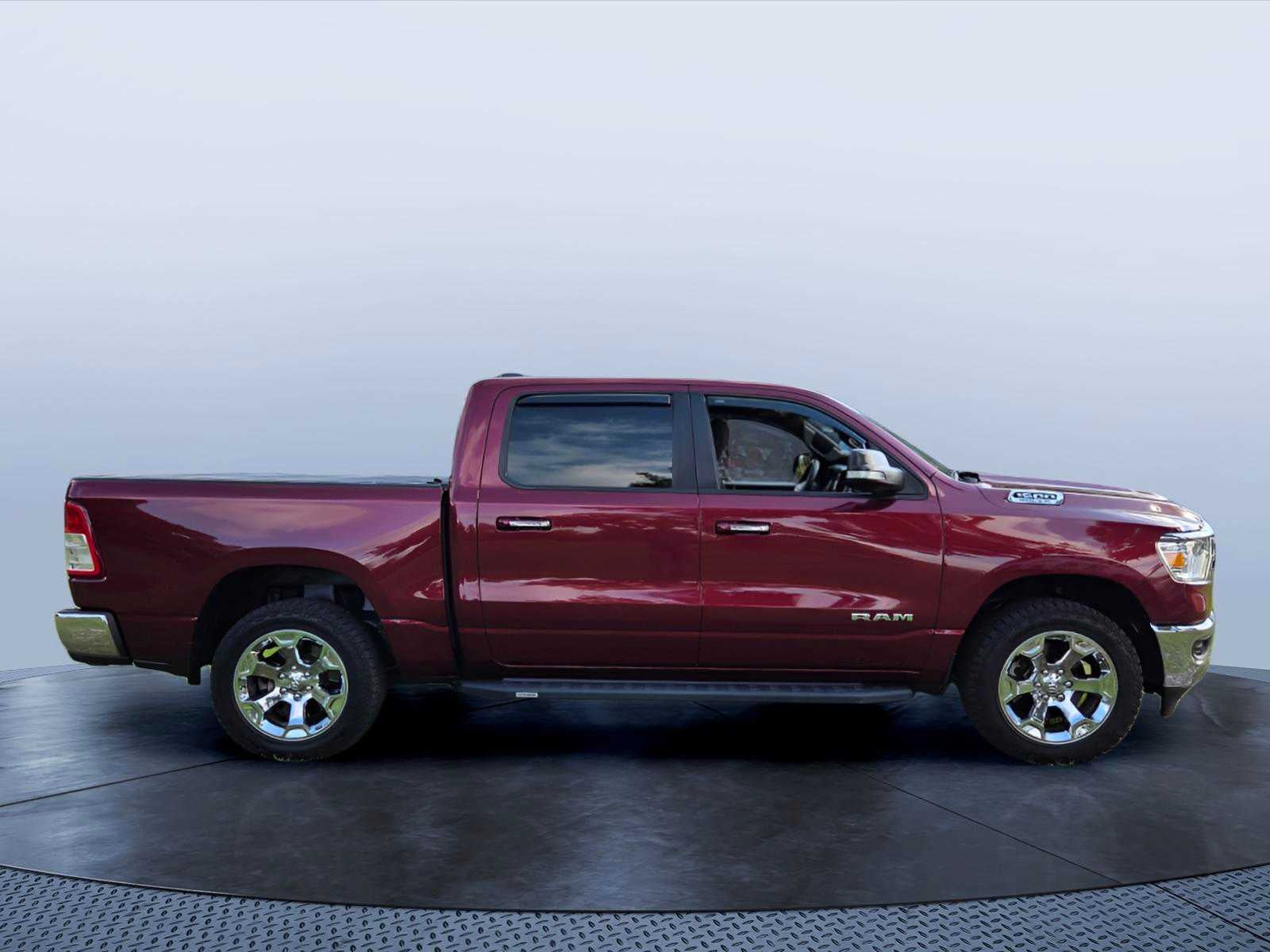 2019 RAM 1500 Big Horn/Lone Star 4x4 Crew Cab 57 Box