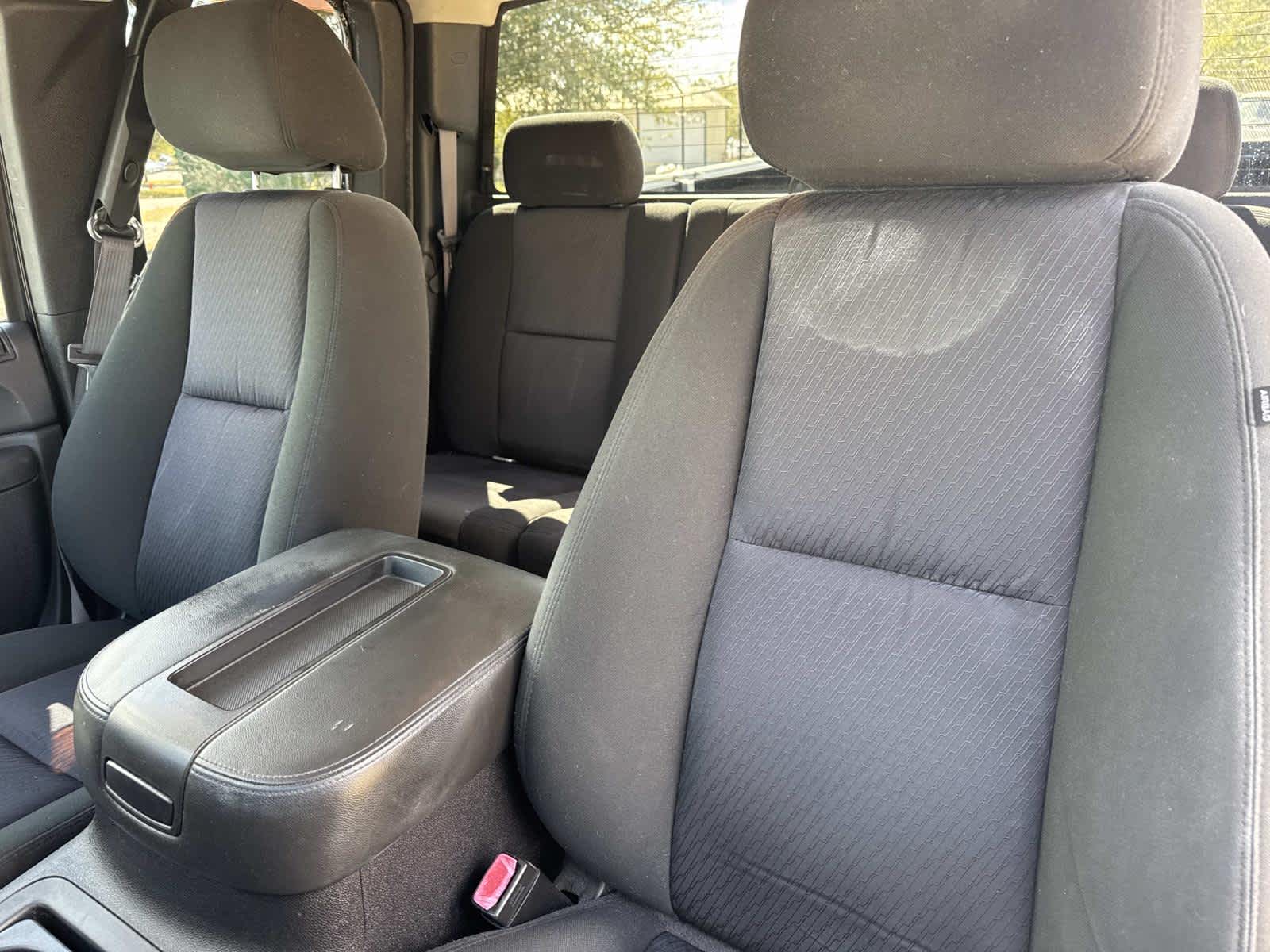 2011 Chevrolet Silverado 1500 4WD Ext Cab 143.5 LT