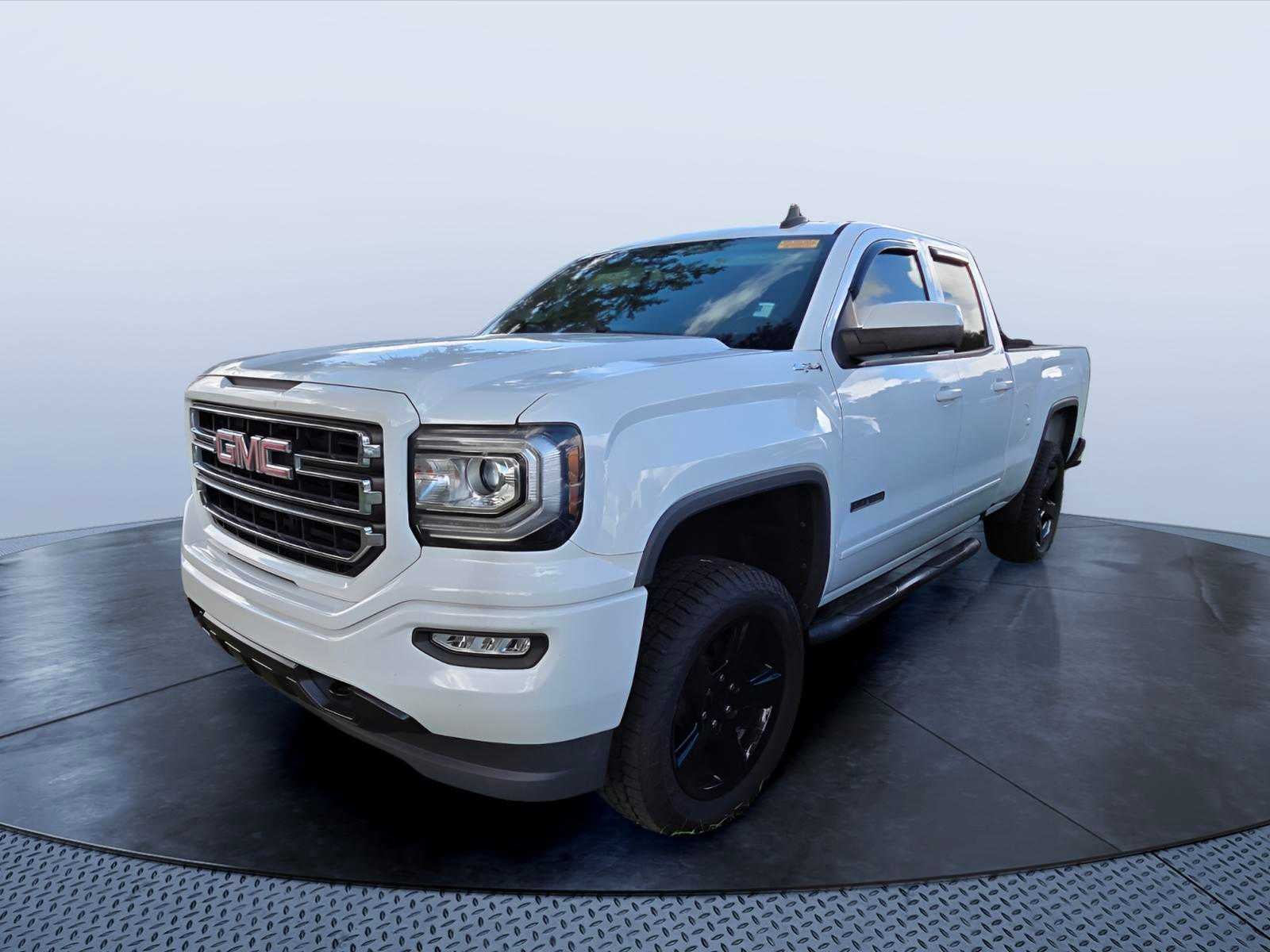 2018 GMC Sierra 1500 4WD Double Cab 143.5
