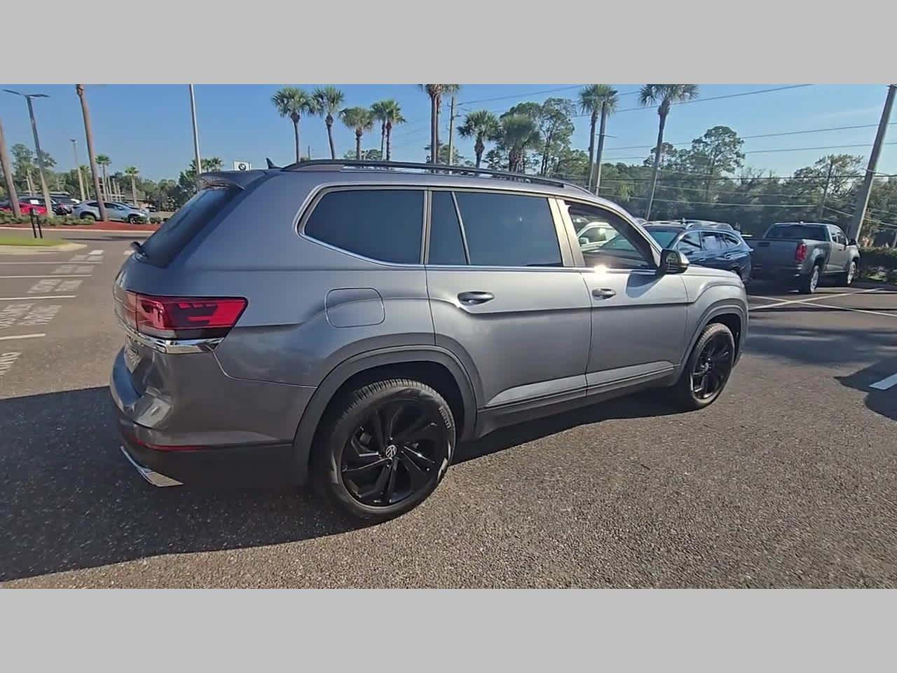 2022 Volkswagen Atlas 3.6L V6 SE w/Technology 4MOTION