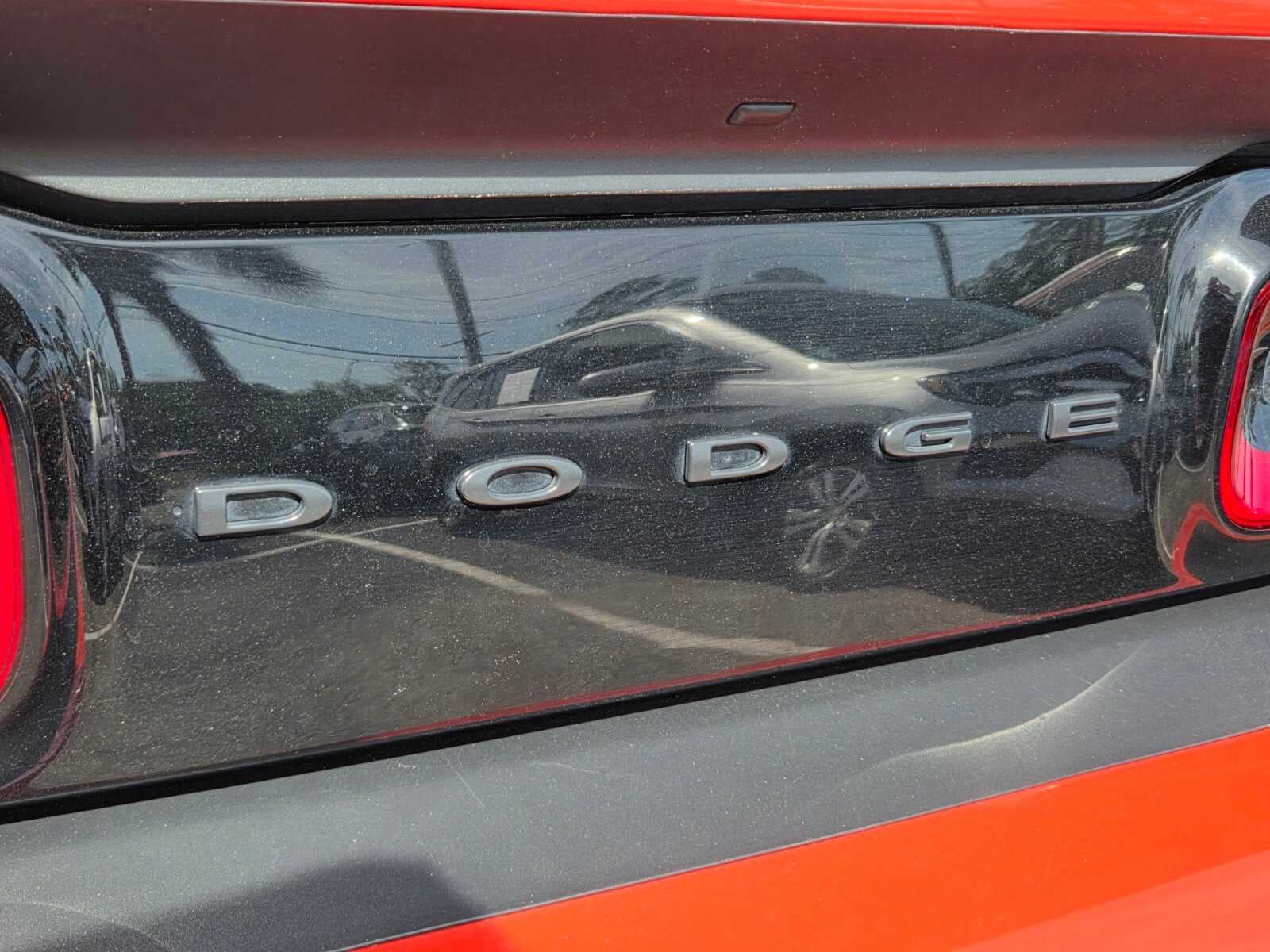 2023 Dodge Challenger SXT RWD