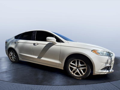 2014 Ford Fusion 4dr Sdn SE FWD