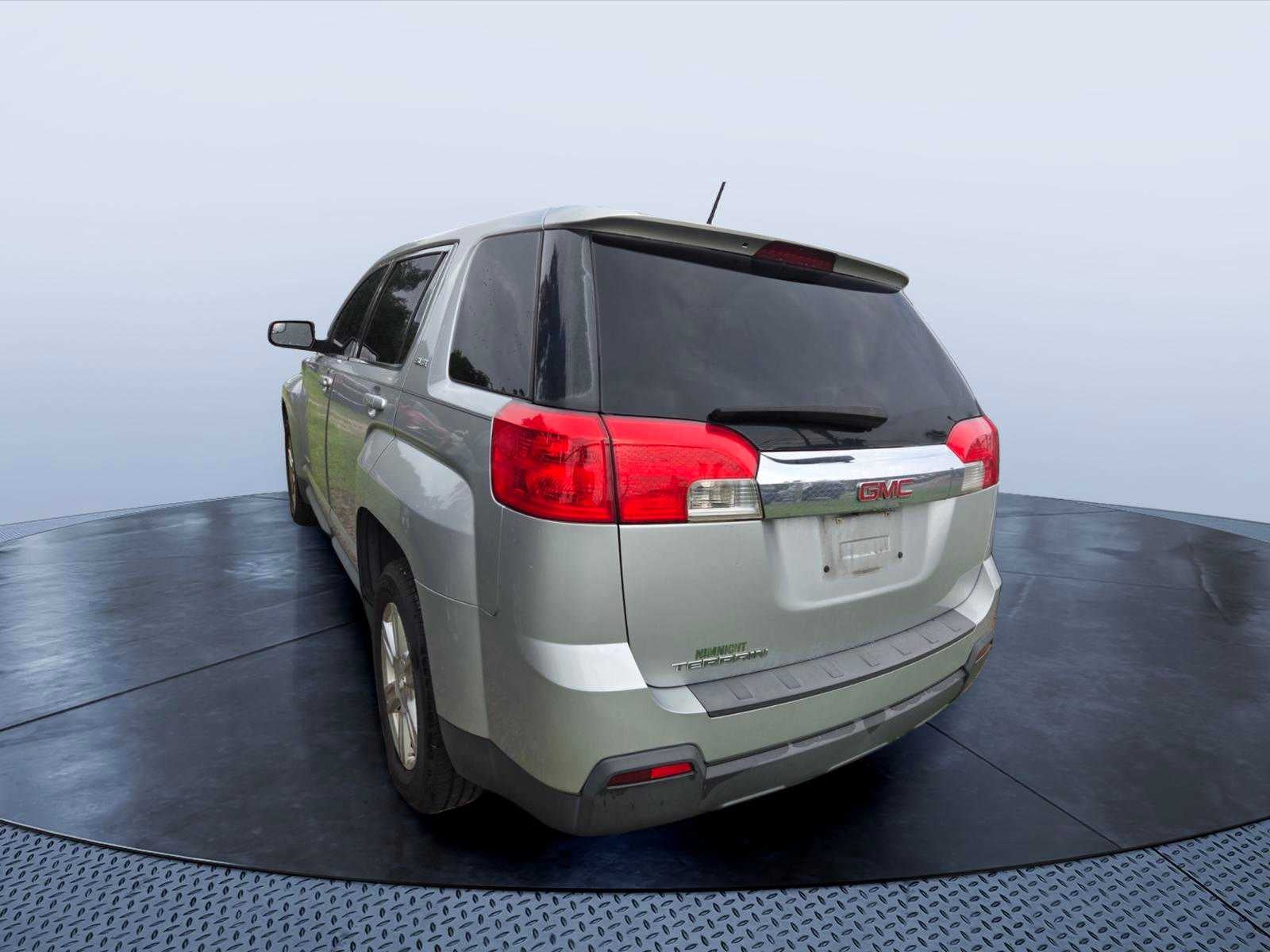 2024 GMC Terrain FWD 4dr SLE