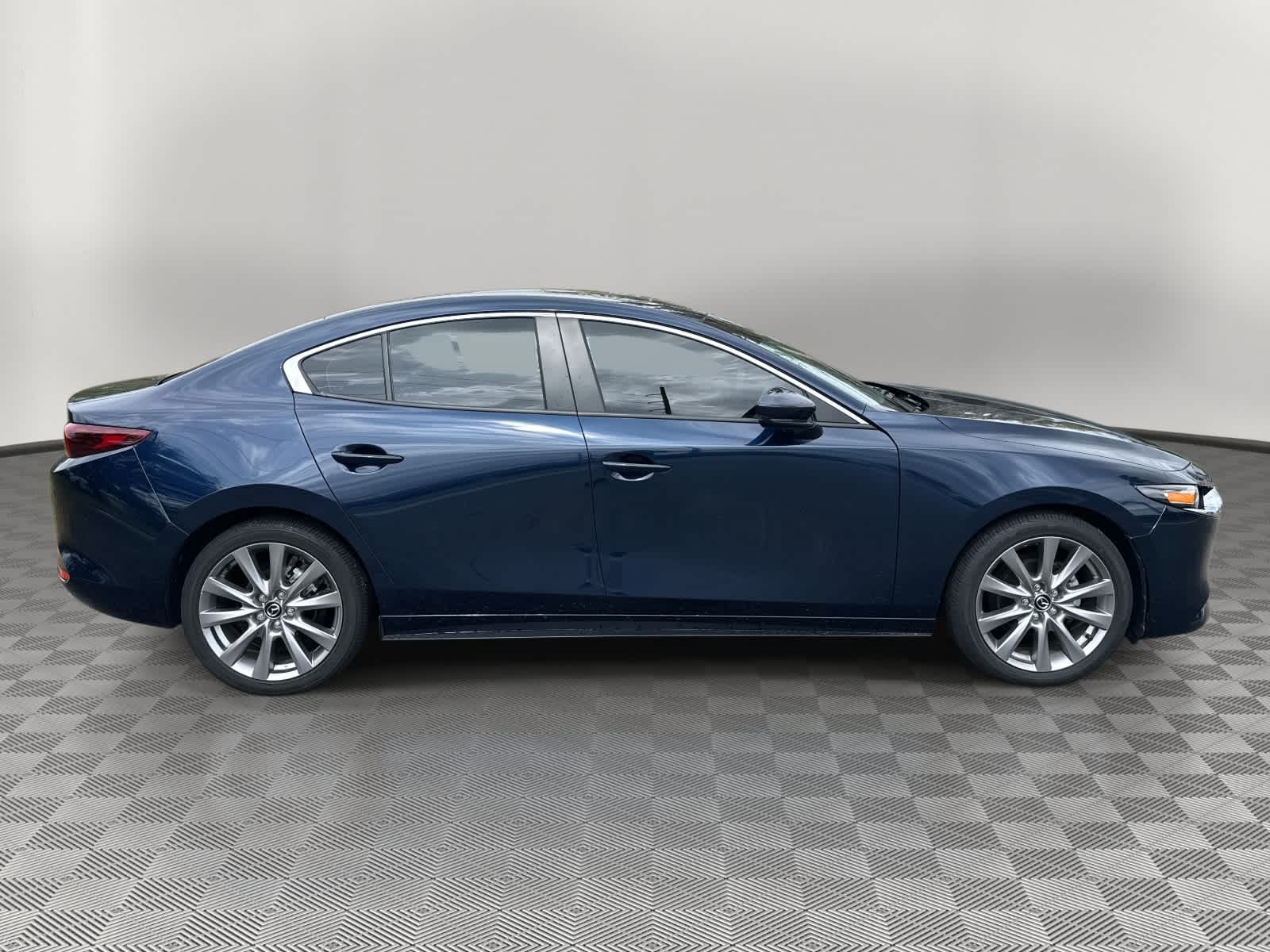 2022 Mazda MAZDA3 Preferred FWD