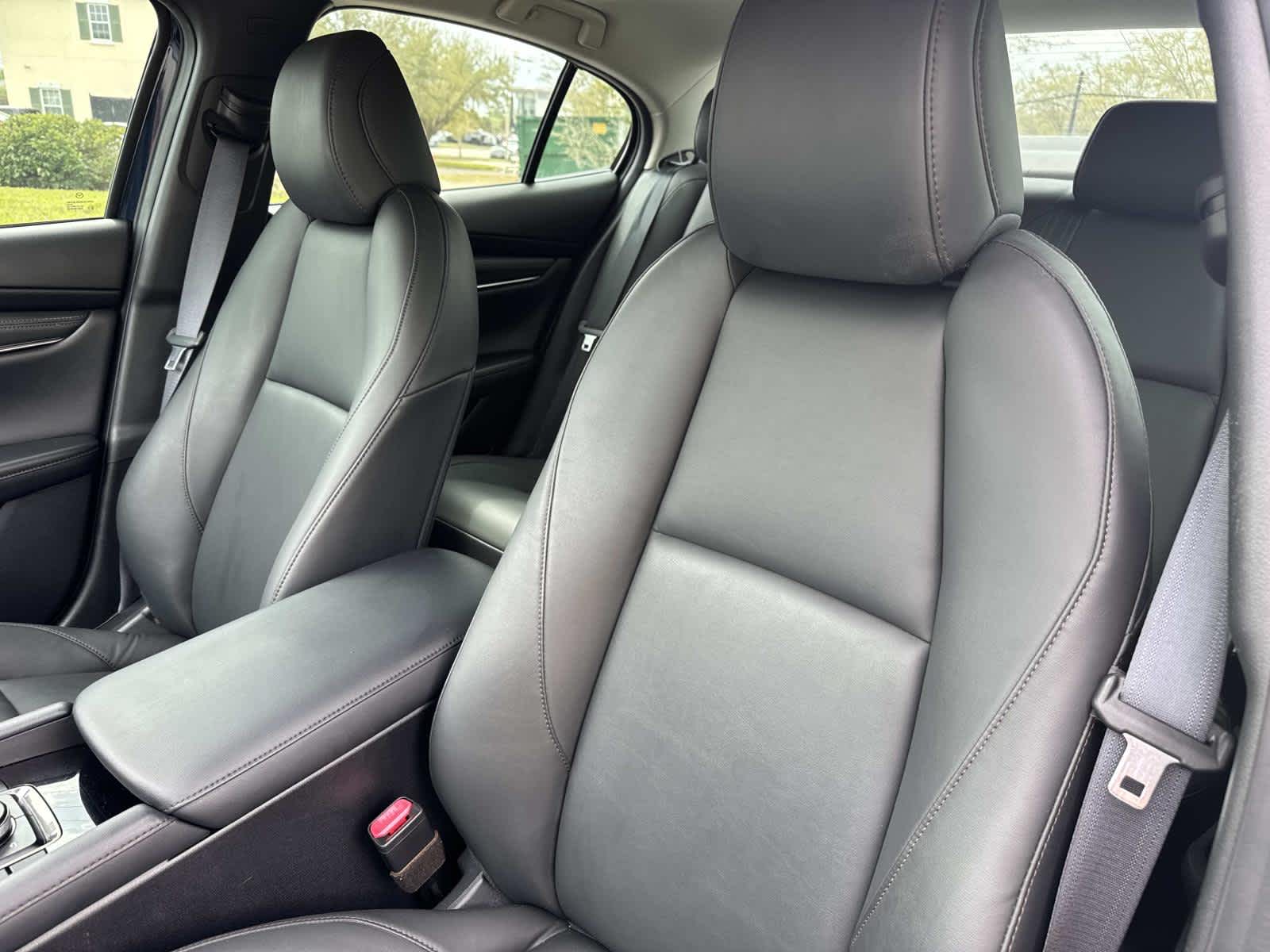 2022 Mazda MAZDA3 Preferred FWD