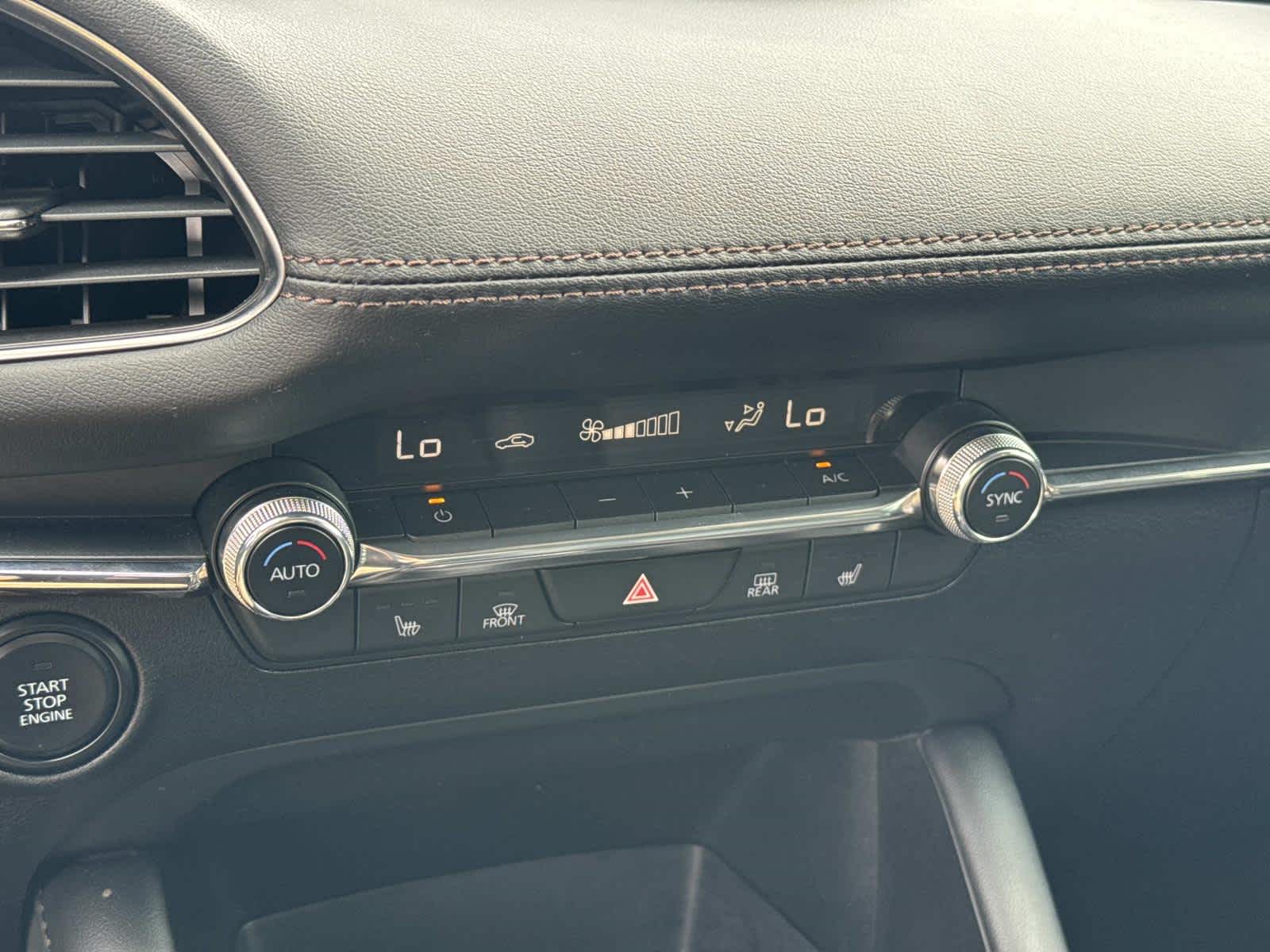 2022 Mazda MAZDA3 Preferred FWD