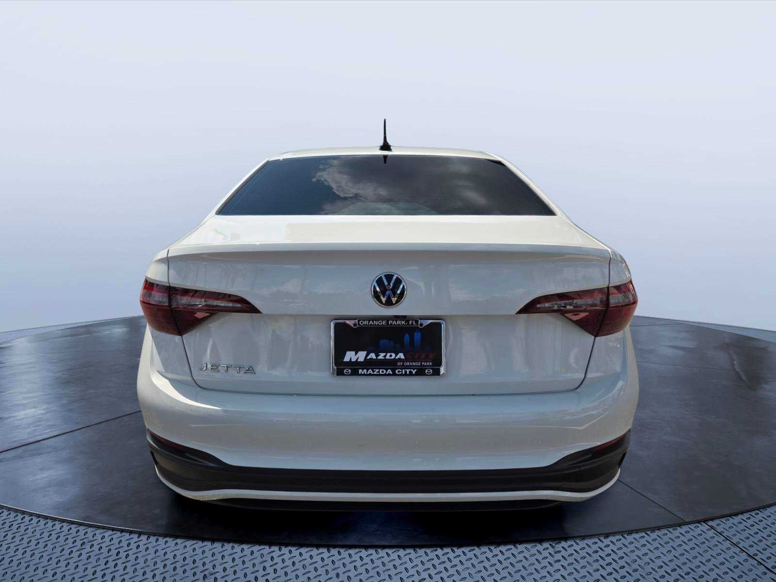 2024 Volkswagen Jetta Sport Auto