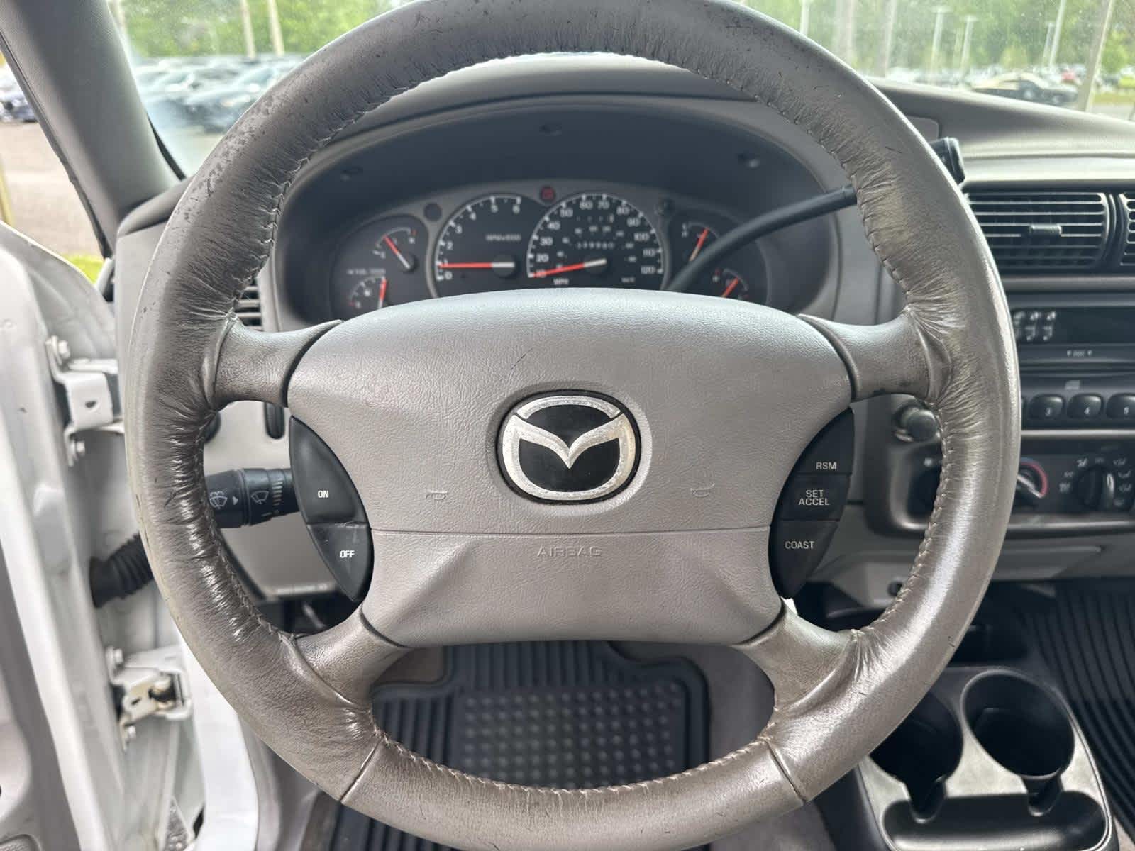 2002 Mazda Mazda B-Series 2WD DS