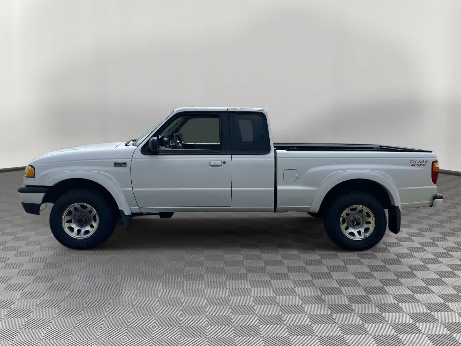 2002 Mazda Mazda B-Series 2WD DS