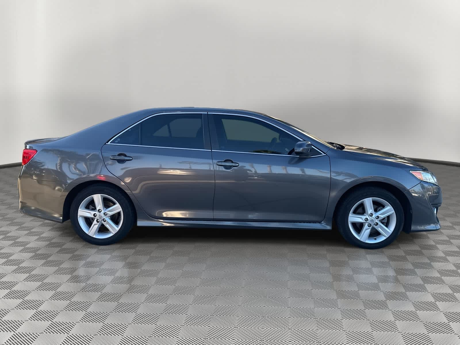 2014 Toyota Camry 4dr Sdn I4 Auto SE *Ltd Avail*