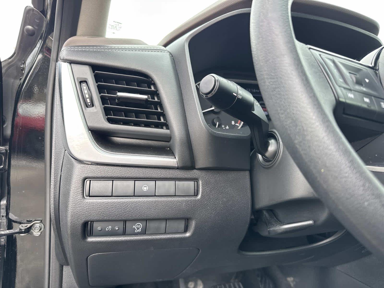 2023 Nissan Rogue AWD SV