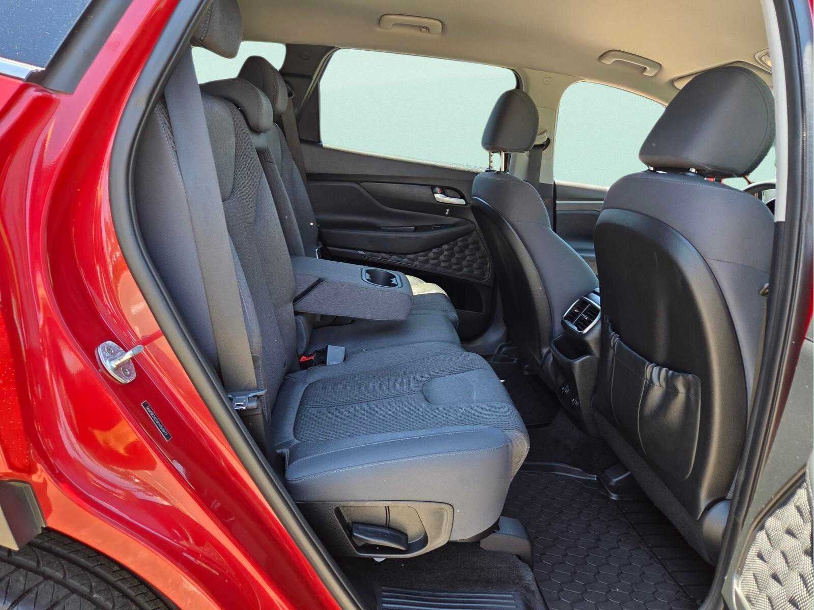 2019 Hyundai Santa Fe SE 2.4L Auto FWD