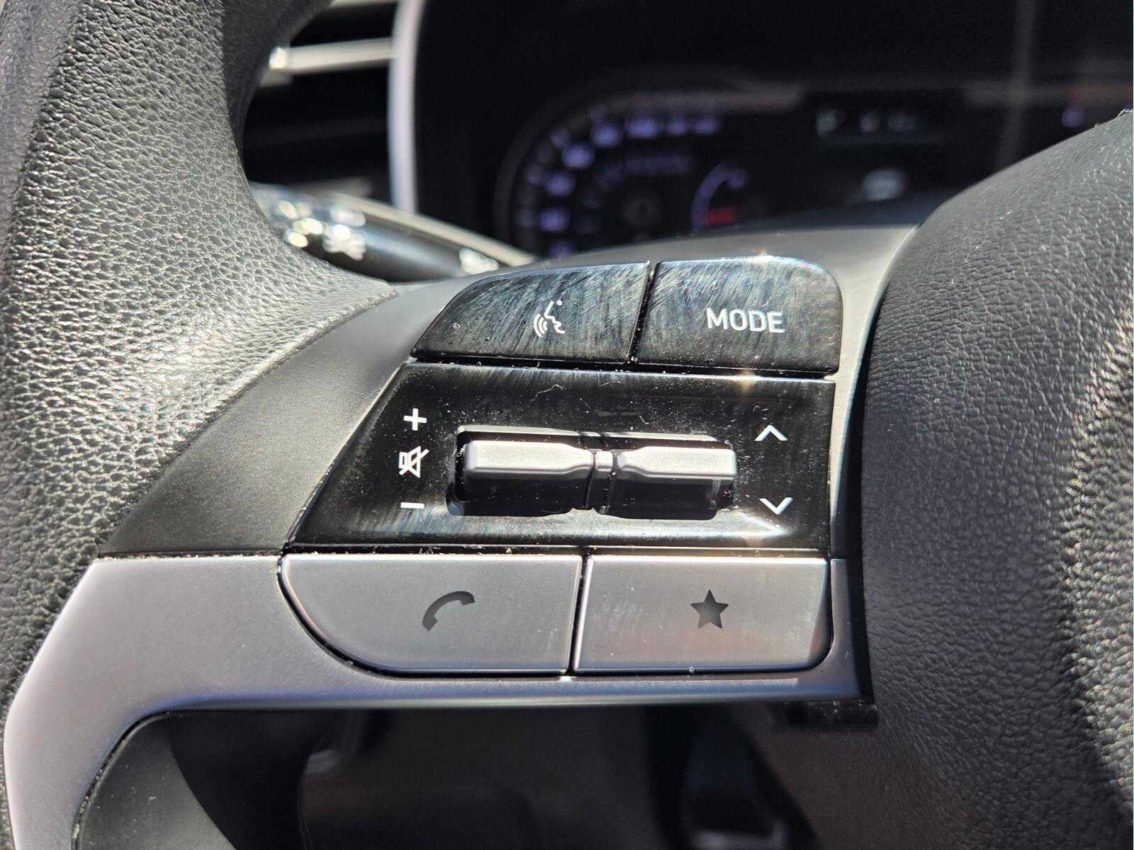 2022 Hyundai Santa Cruz SEL FWD