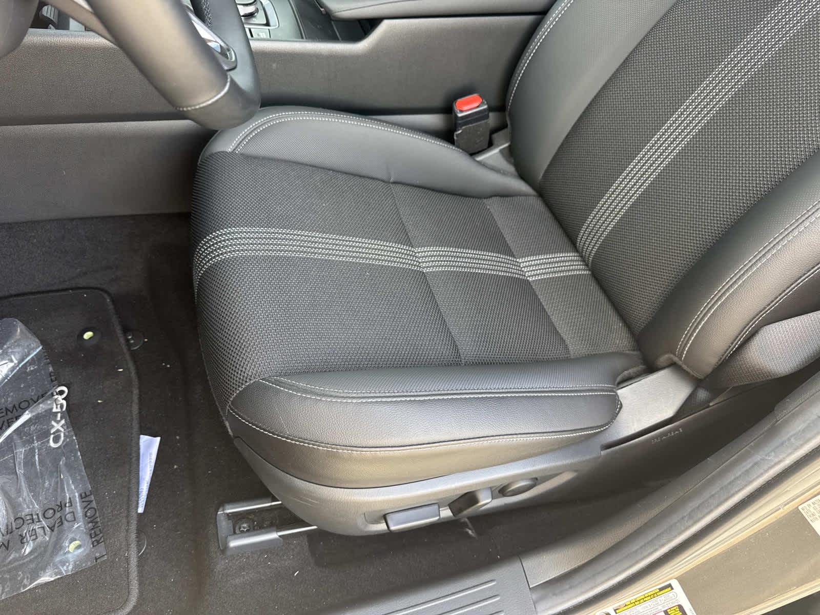 2025 Mazda Mazda CX-50 Hybrid Preferred Package AWD