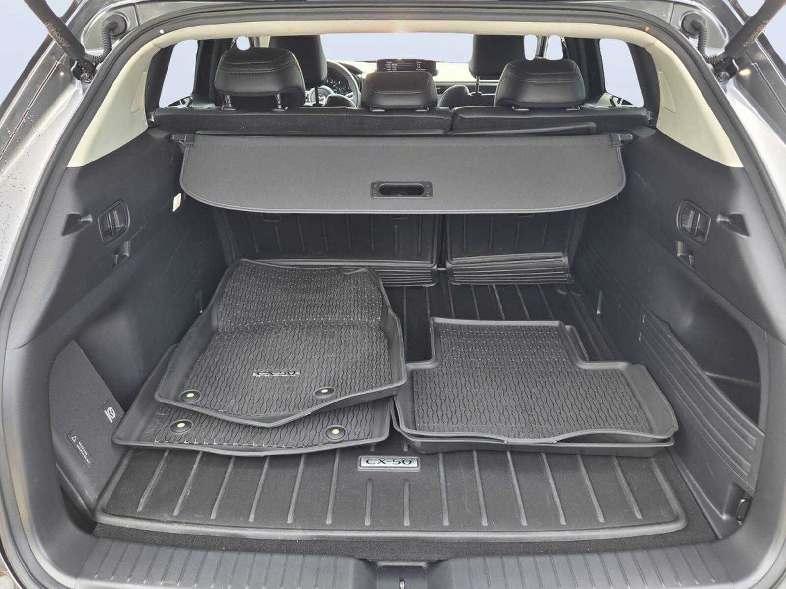 2026 Mazda Mazda CX-50 Hybrid Premium AWD