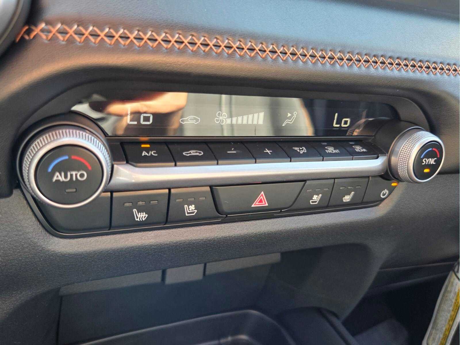 2026 Mazda Mazda CX-50 Hybrid Premium AWD
