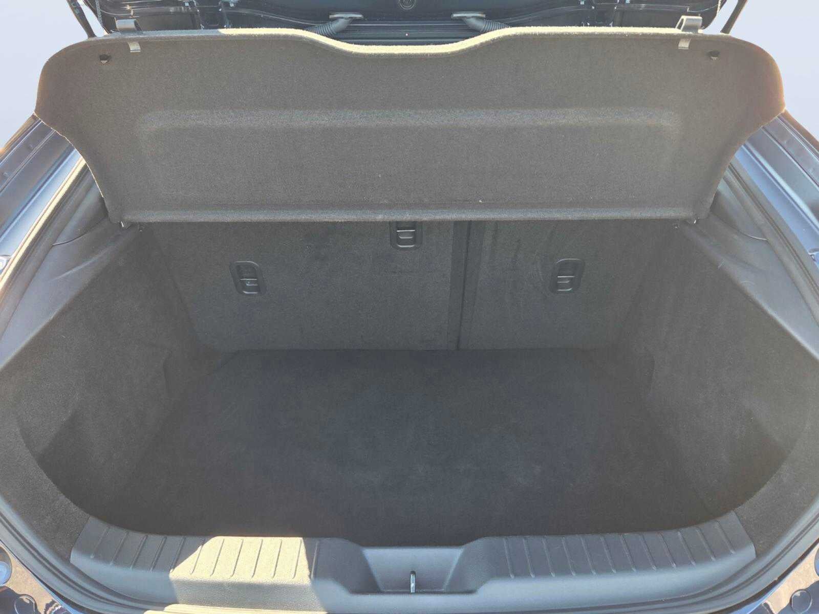 2026 Mazda Mazda3 Hatchback 2.5 S Preferred Auto FWD