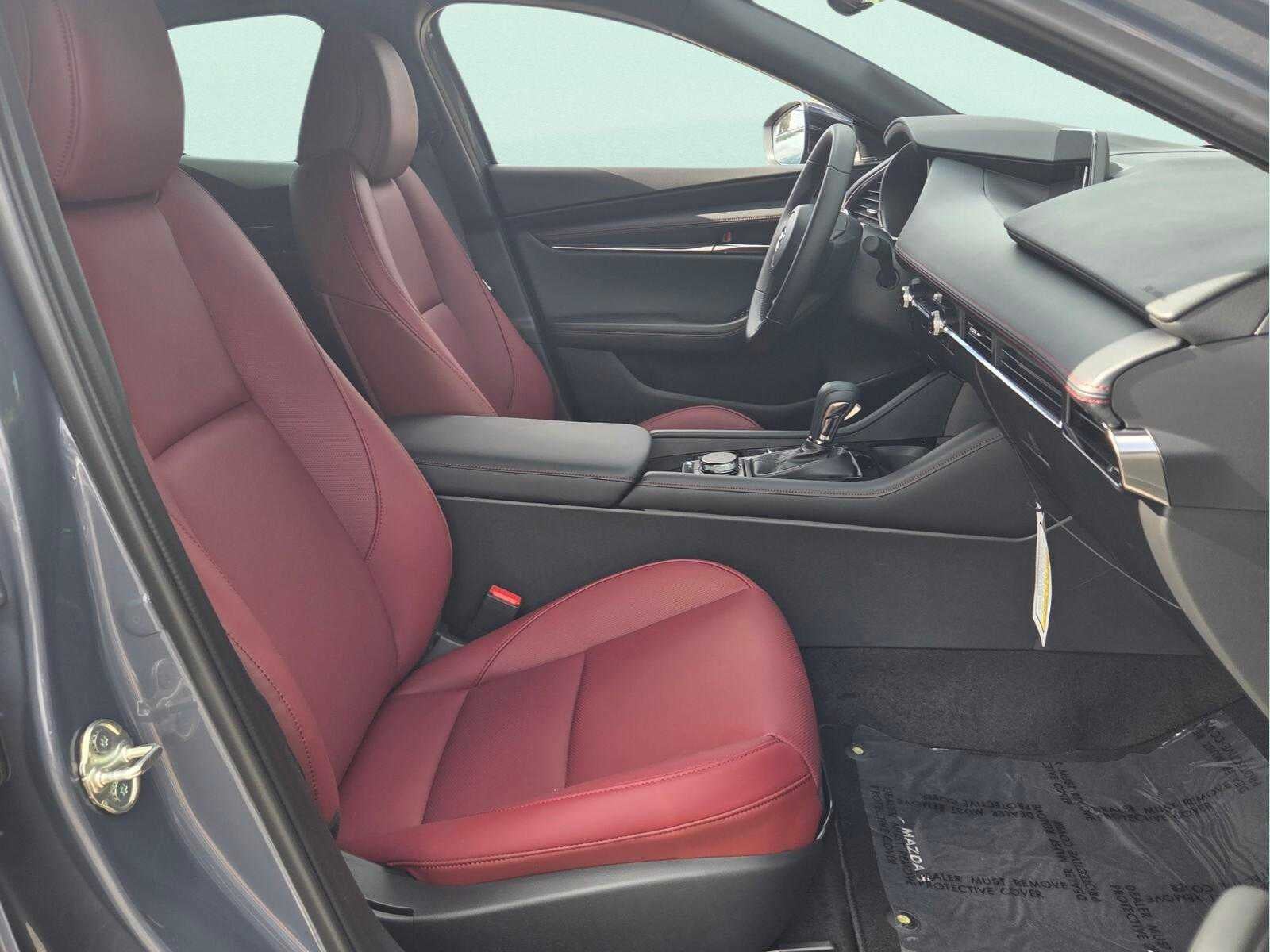 2026 Mazda Mazda3 Hatchback 2.5 S Carbon Edition AWD