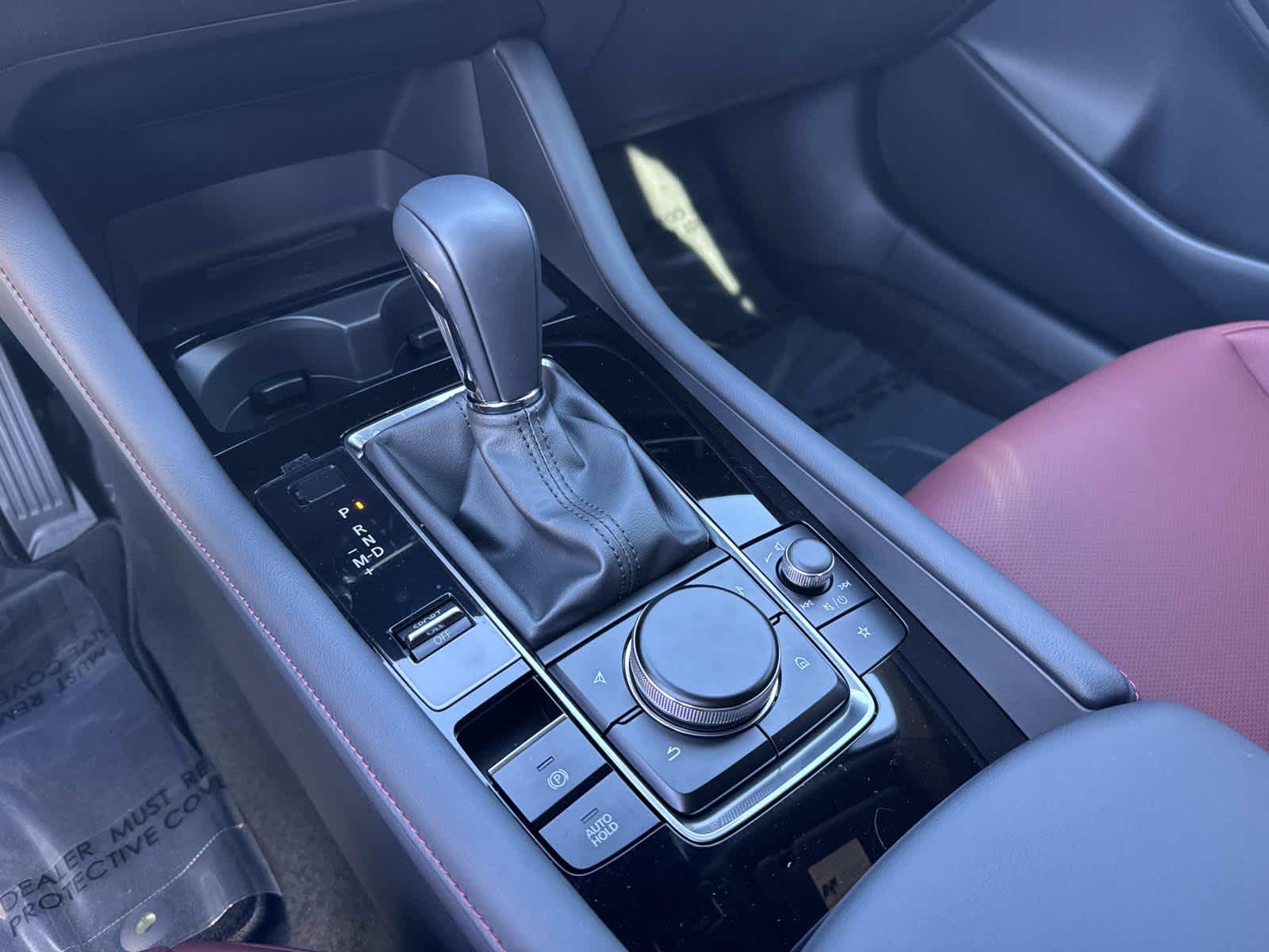 2026 Mazda Mazda3 Hatchback 2.5 S Carbon Edition AWD