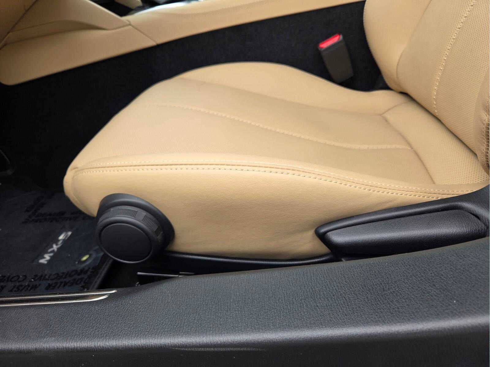 2026 Mazda Mazda MX-5 Miata RF Grand Touring