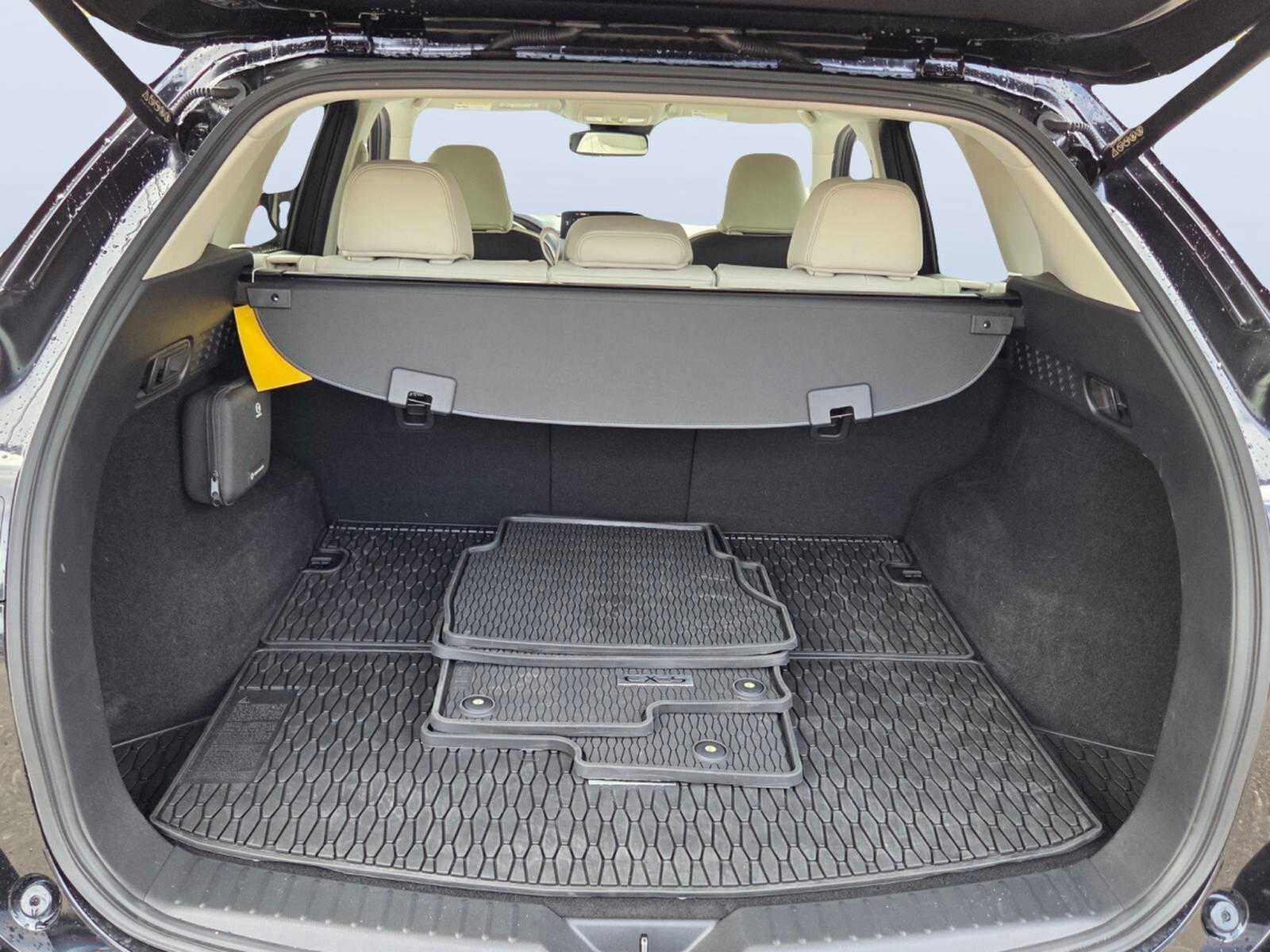 2025 Mazda Mazda CX-5 2.5 S Preferred Package AWD