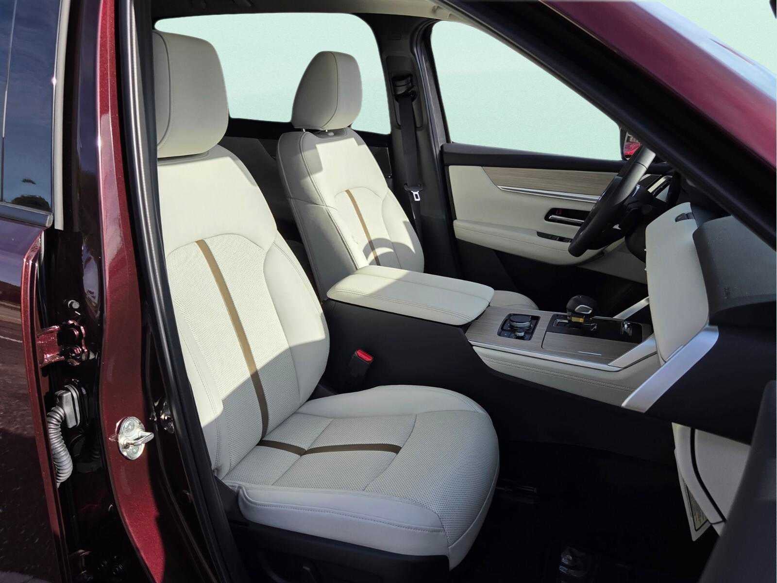 2026 Mazda Mazda CX-90 Plug-In Hybrid Premium Plus AWD