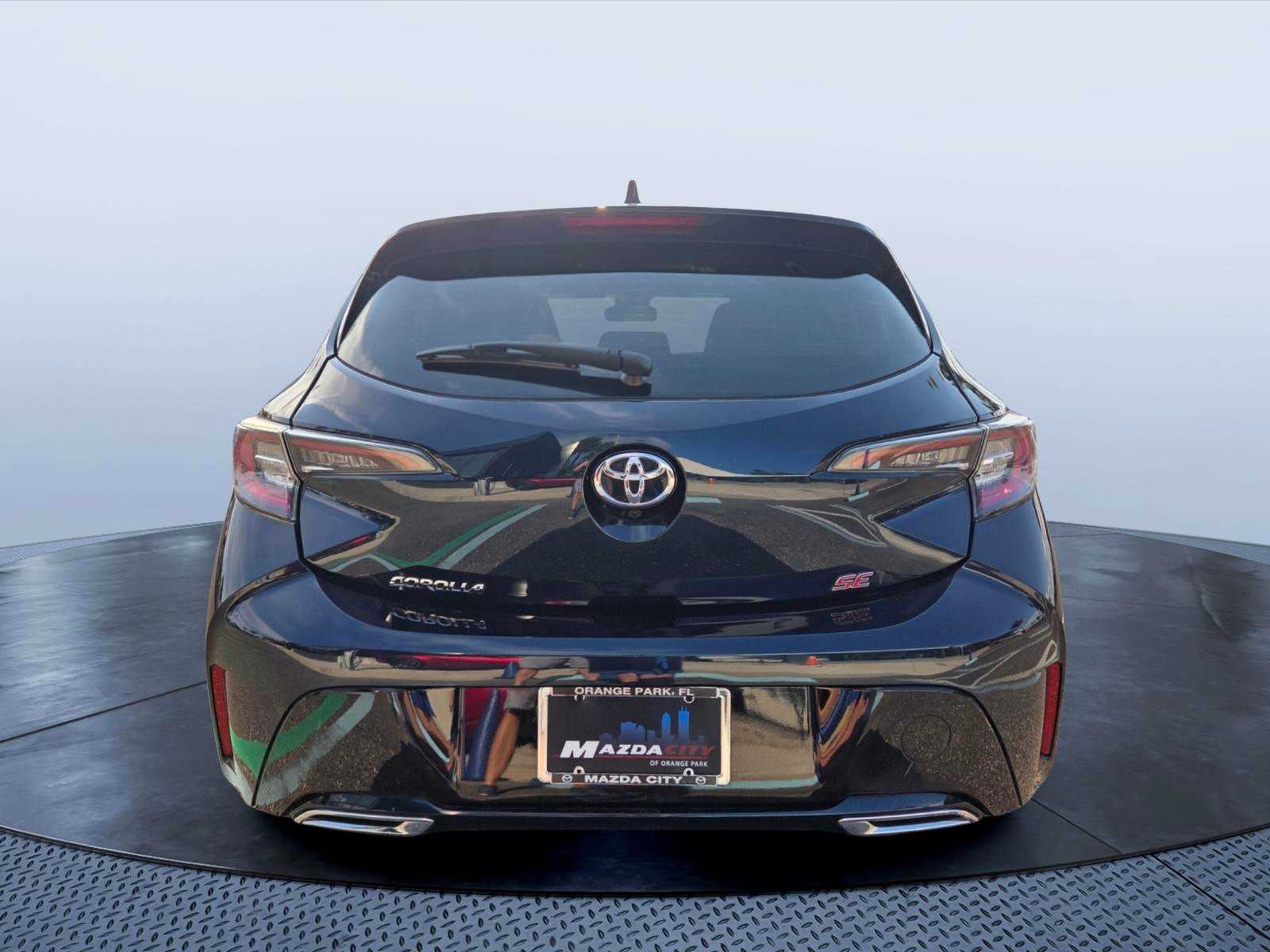 2020 Toyota Corolla Hatchback SE CVT