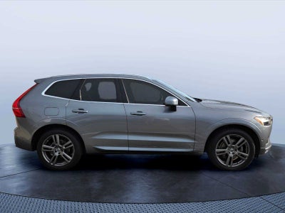 2018 Volvo XC60 T5 AWD Momentum