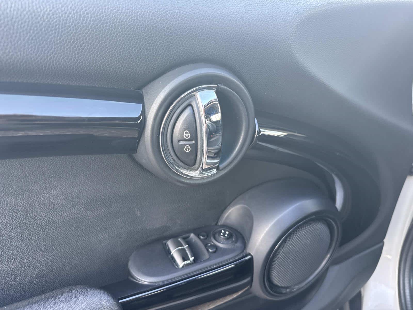 2014 MINI Cooper Hardtop 2dr Cpe