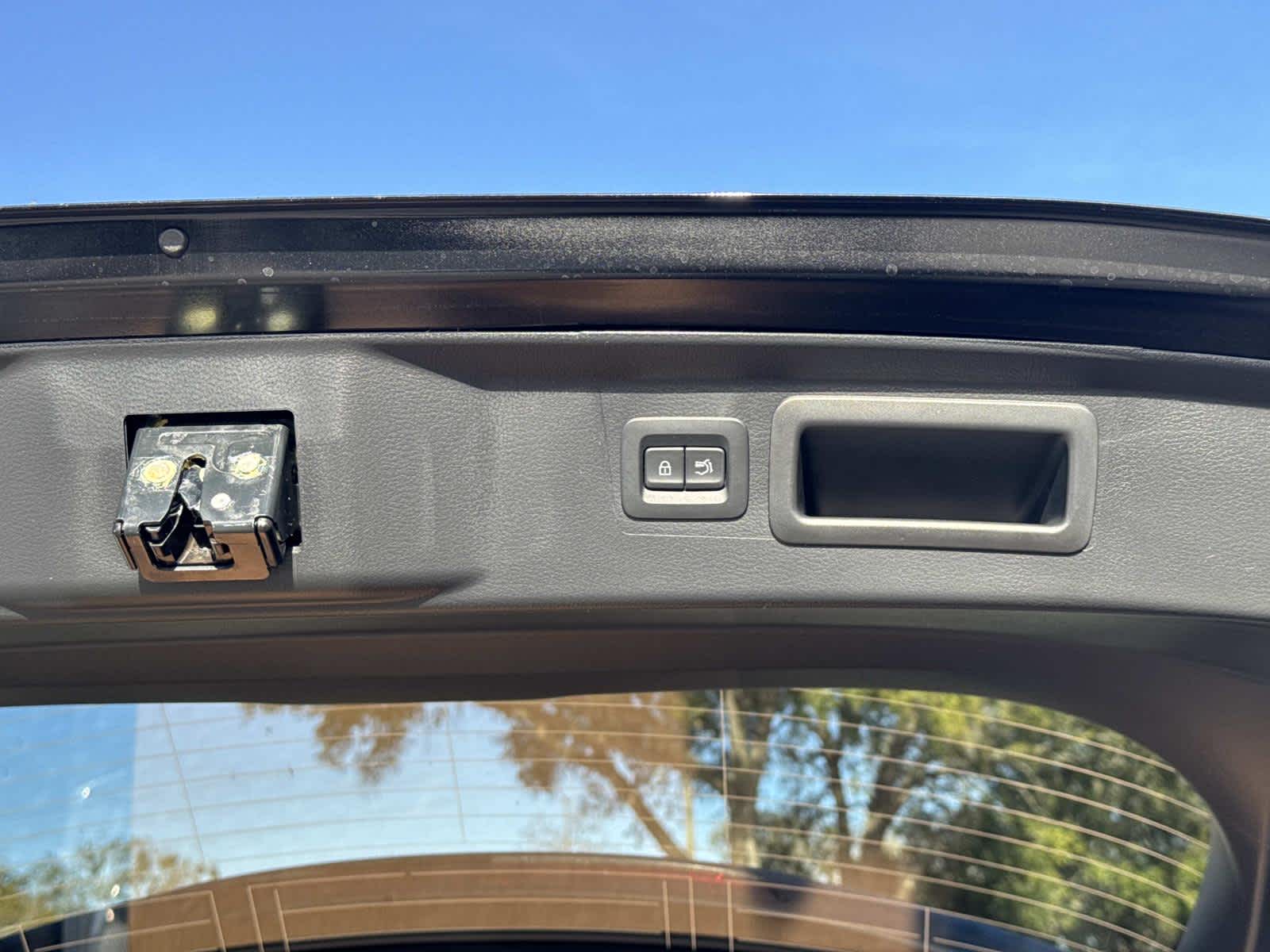 2026 Mazda Mazda CX-50 HEV 2.5 Hybrid Preferred