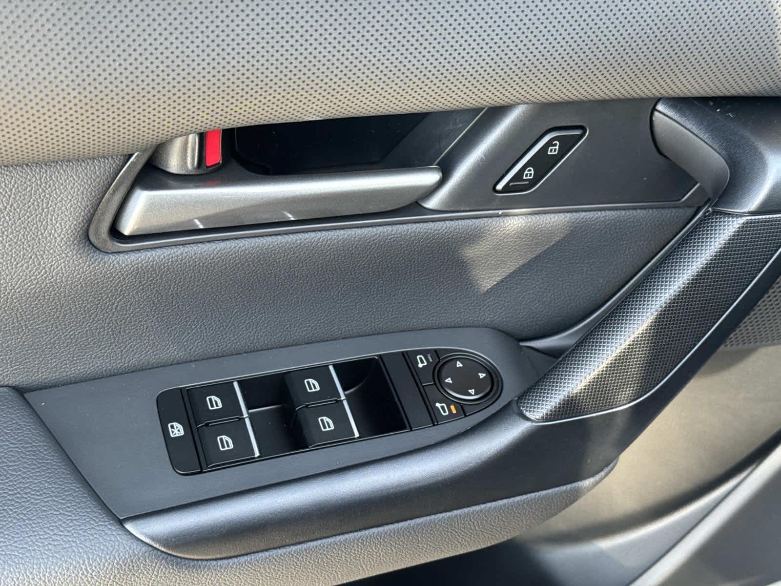 2026 Mazda Mazda CX-50 HEV 2.5 Hybrid Preferred