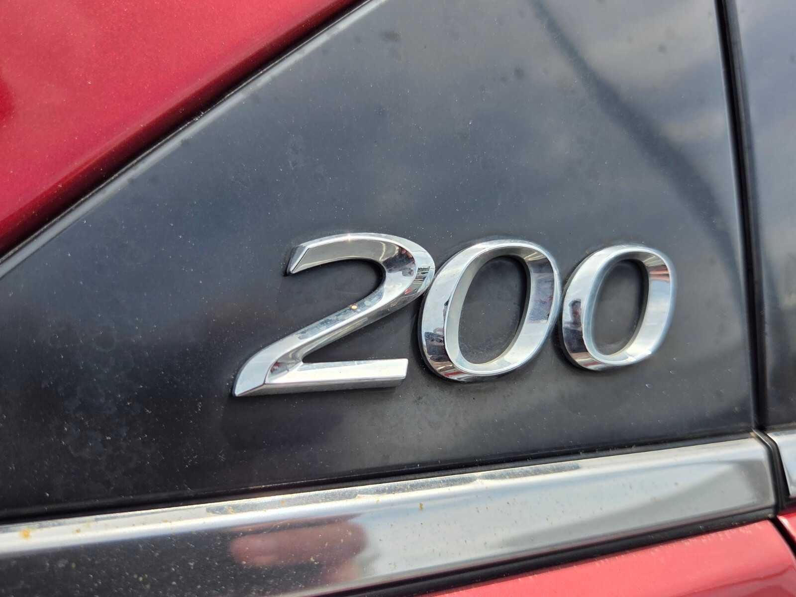 2013 Chrysler 200 Touring