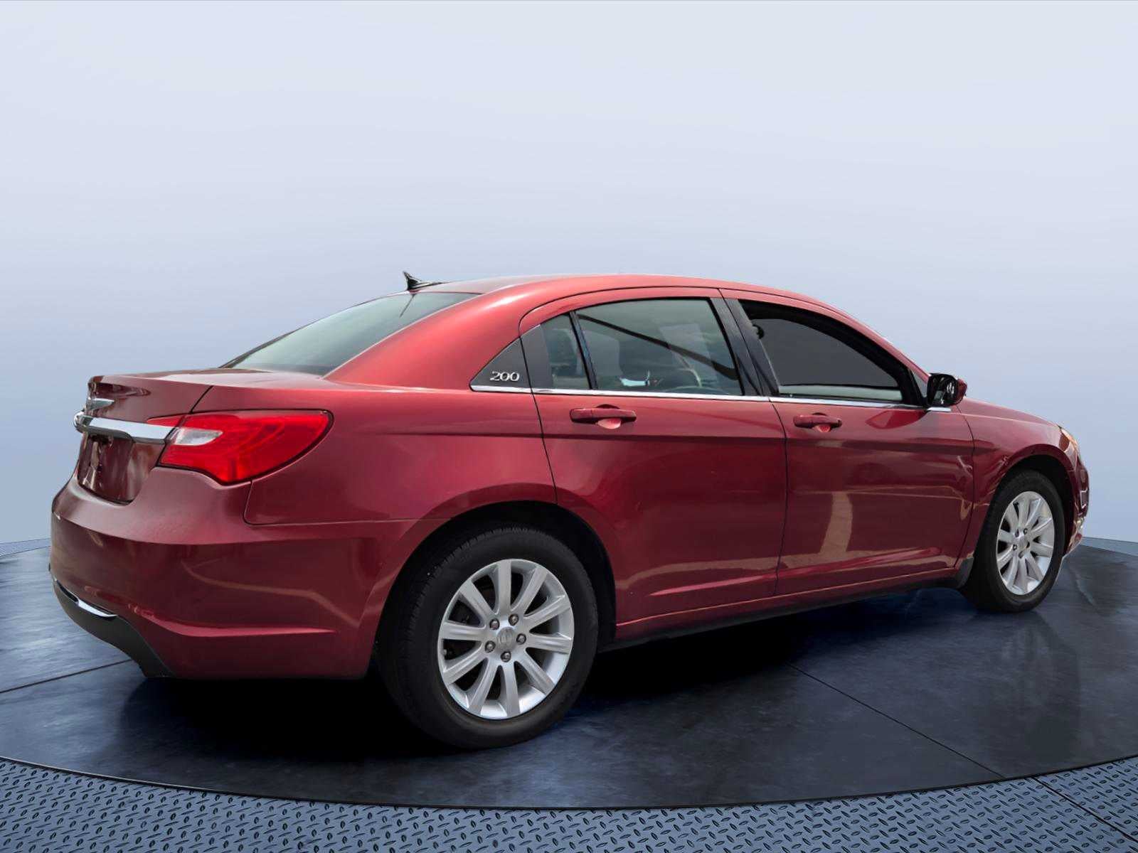 2013 Chrysler 200 Touring