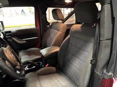 2012 Jeep Wrangler Sahara