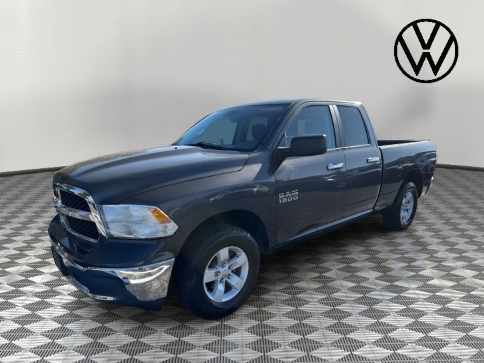 2016 RAM 1500 SLT