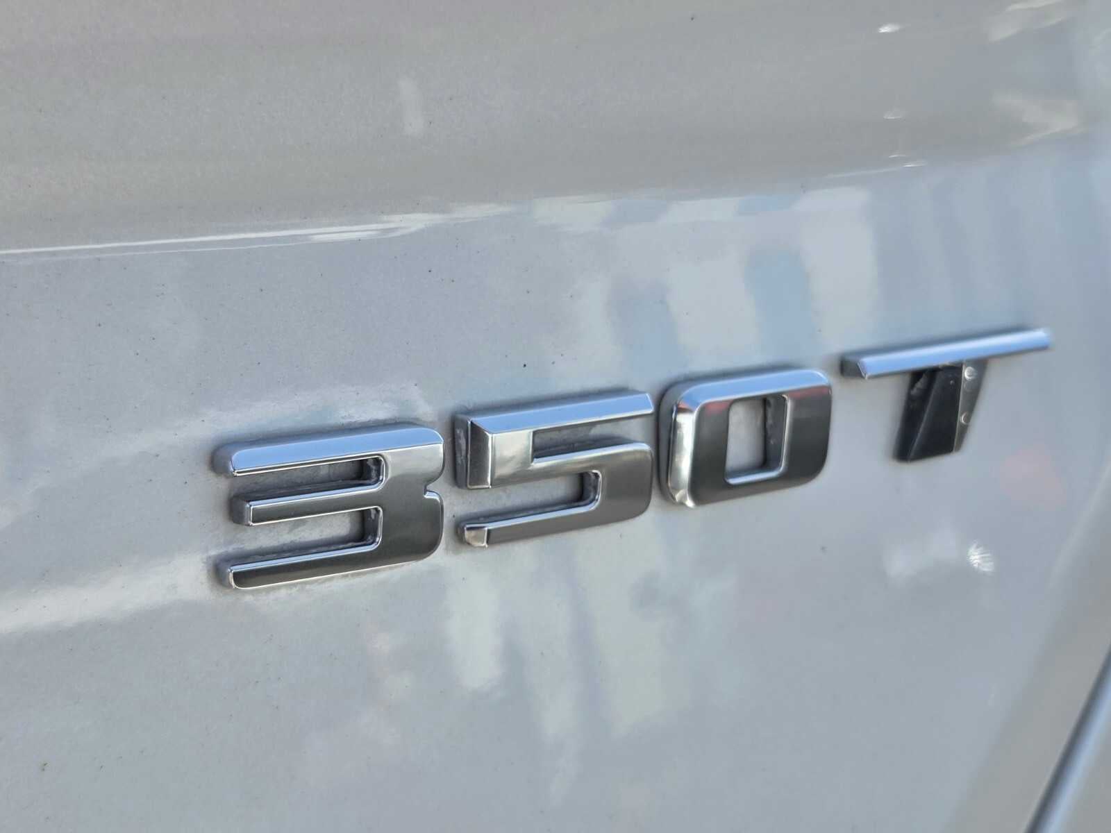 2023 Cadillac CT4 Luxury