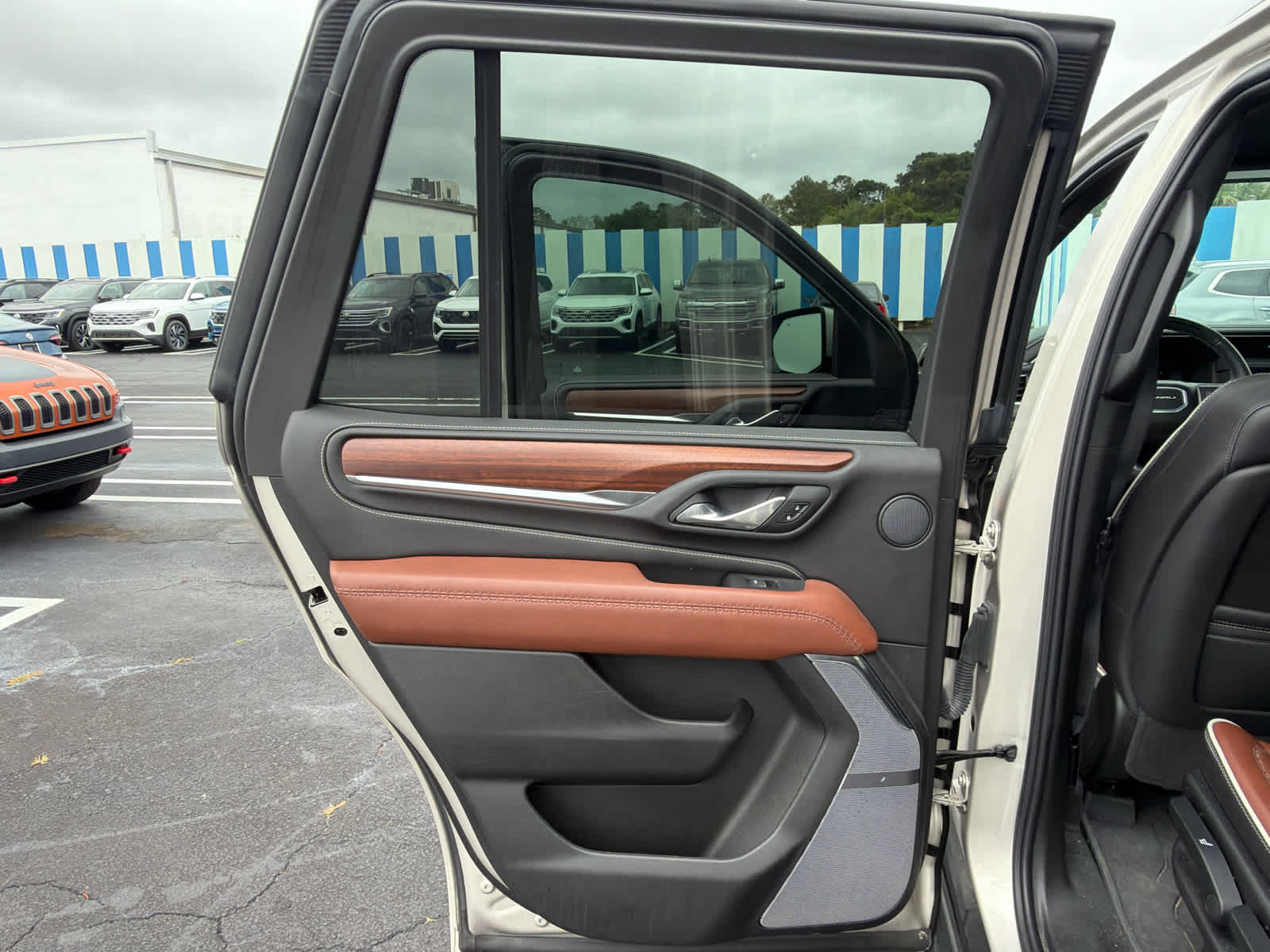 2024 GMC Yukon Denali Ultimate Denali Ultimate