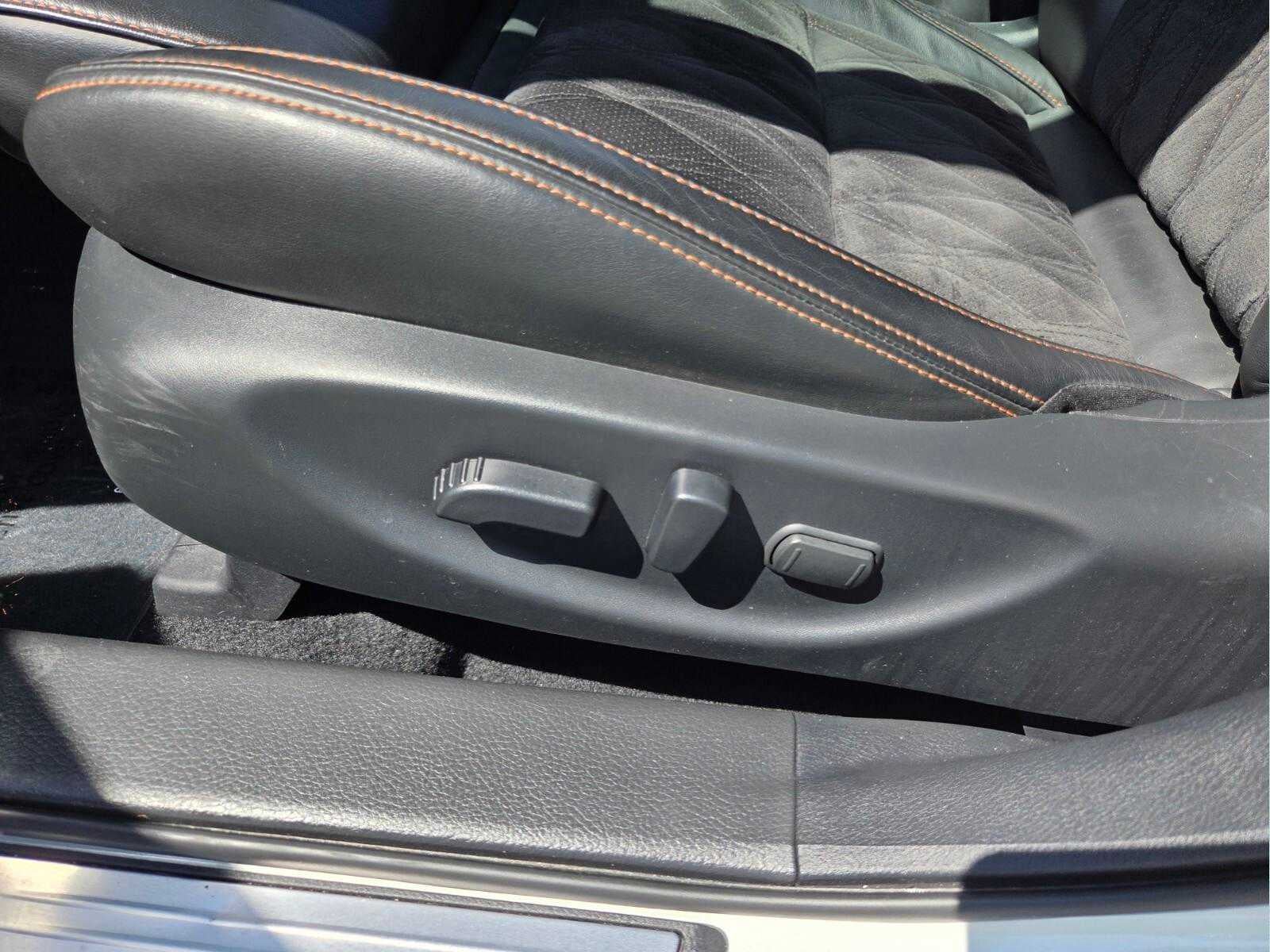 2019 Nissan Maxima SR