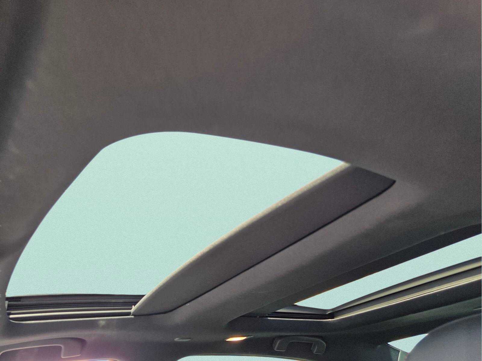 2019 Nissan Maxima SR