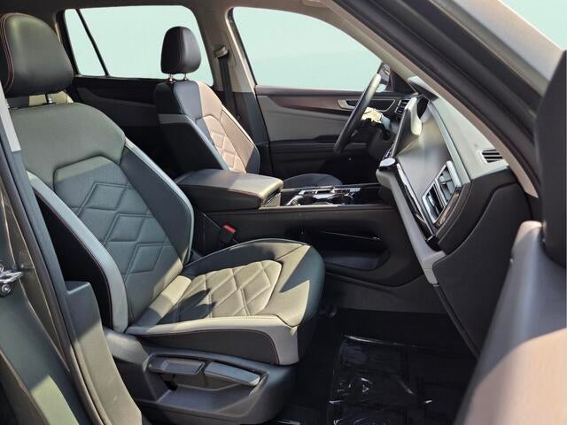 2024 Volkswagen Atlas 2.0T Peak Edition SE w/Technology