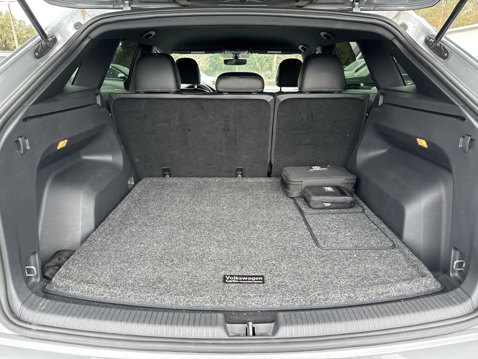 2022 Volkswagen Atlas Cross Sport 2.0T SE