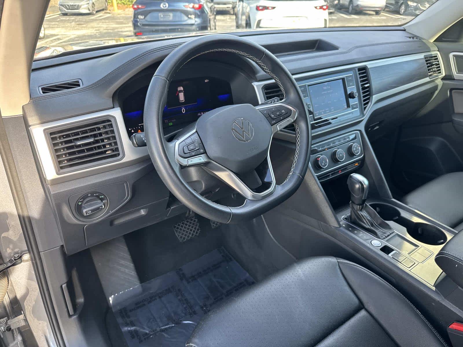 2023 Volkswagen Atlas 2.0T SE