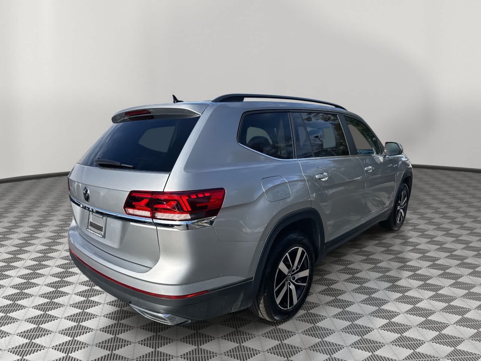 2023 Volkswagen Atlas 2.0T SE