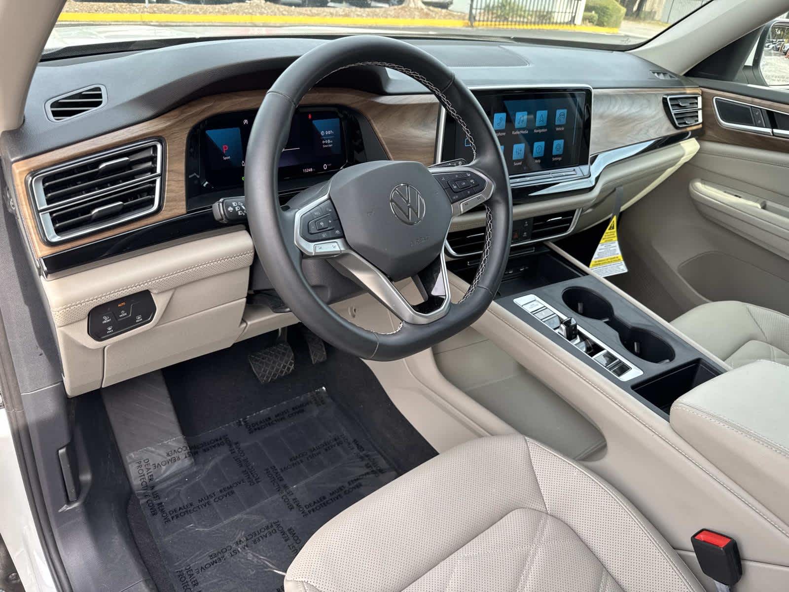 2025 Volkswagen Atlas 2.0T SE